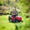 Mountfield 1538M-SD 98cm/38" Side Discharge Lawn Tractor - Image 9