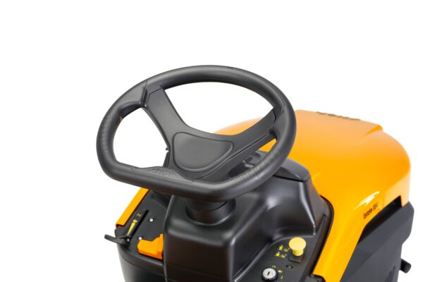 STIGA Estate 384 M Lawn Tractor 84cm/33" Cut - Image 5