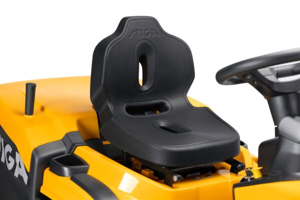 STIGA Estate 384 M Lawn Tractor 84cm/33" Cut - Image 6