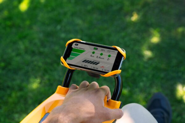 STIGA GYRO 900E Zero Turn Battery Axiel Mower - Image 11